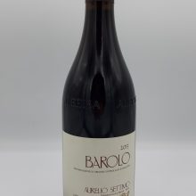 Barolo vino rosso DOCG La Morra Piemonte Vino rosso Piemonte pregiato artigianale tradizionale Barolo La Morra produzione limitata perfetto con formaggi e salumi