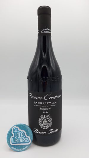 Vino rosso Piemonte pregiato artigianale Monforte d'Alba cantina storica ottenuto da sola uva barbera perfetto con piatti della tradizione piemontese