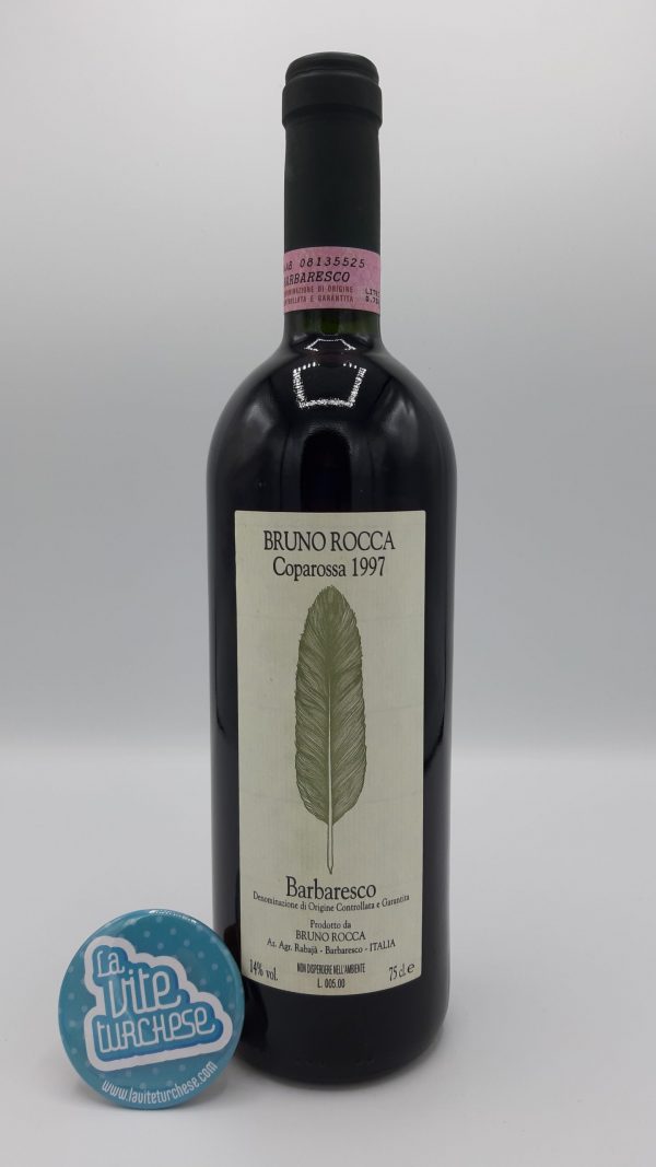 Vino rosso Piemonte Barbaresco pregiato artigianale moderno piccola produzione bottiglie introvabili prodotto con solo uva nebbiolo