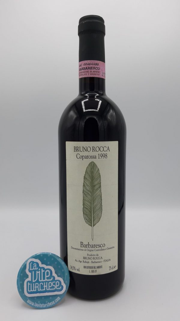 Vino rosso Piemonte Barbaresco pregiato artigianale moderno piccola produzione bottiglie introvabili prodotto con solo uva nebbiolo
