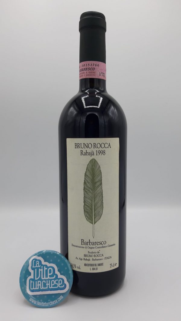 Vino rosso Piemonte cru Rabajà pregiato artigianale produzione limitata ottenuto da sola uva nebbiolo perfetto con tartare di carne