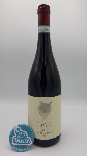Piedmont Langhe Nebbiolo red wine ready to drink with an elegant structure excellent with appetizers and first courses obtained only from Nebbiolo grapes