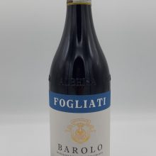 Vino rosso Piemonte pregiato artigianale tradizionale Barolo cru Bussia Monforte d'Alba ottenuto con uva nebbiolo perfetto con il brasato