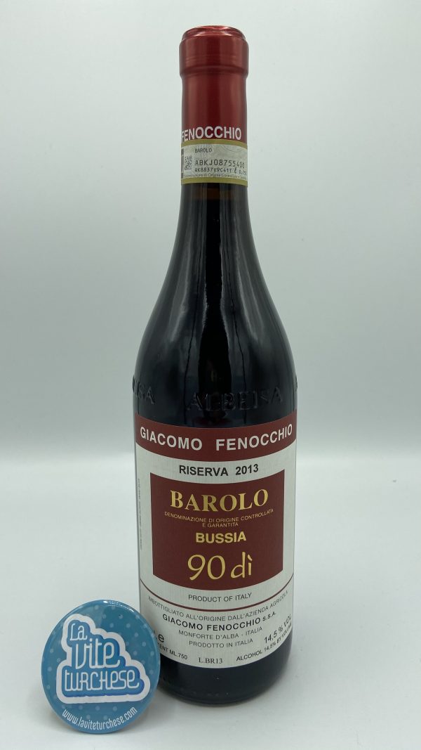 Piedmontese red wine traditional artisanal reserve Barolo cru Bussia obtained with only Nebbiolo grapes perfect with cheeses and braised meat