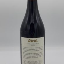 Barbera red wine Vigna Scarrone Castiglione Falletto grapes 100% barbera