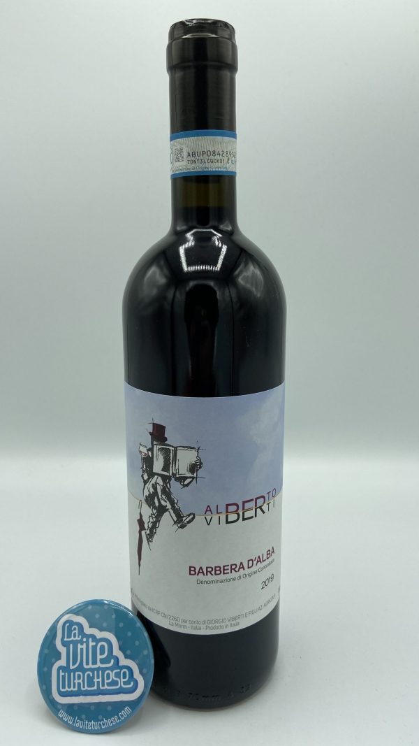 Vino rosso Barbera Alba pregiato artigianale produzione limitata prodotto con solo uva barbera perfetto con salumi e formaggi