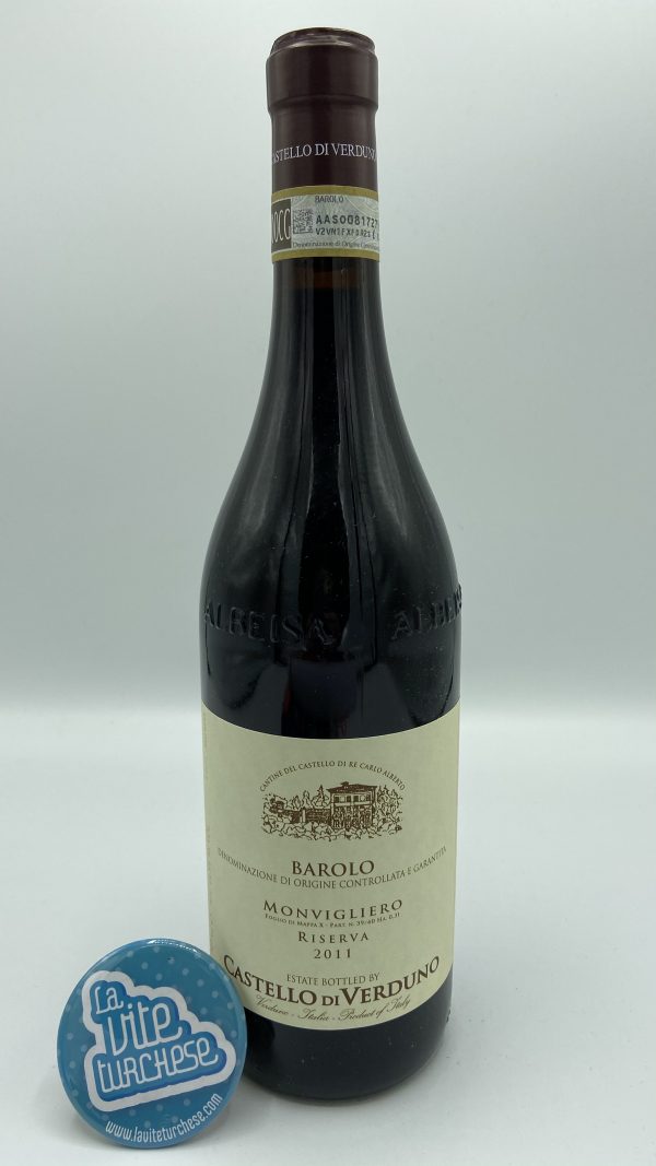 Red wine Barolo cru Monvigliero Verduno fine traditional artisan produced only in the best vintages produced with Nebbiolo grapes perfect with meat main courses