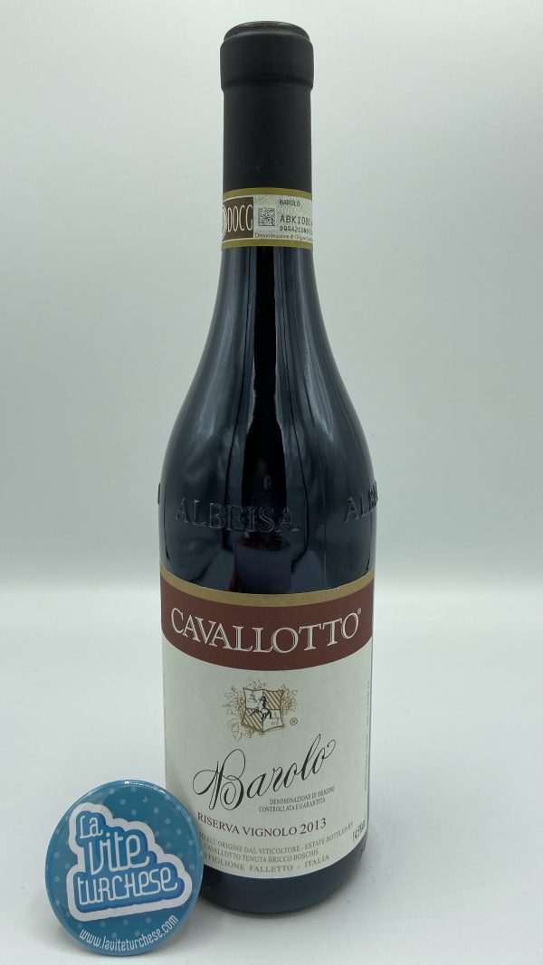 red wine Barolo DOCG Langhe Piedmont cru Vignolo traditional artisanal austere soft elegant obtained with only Nebbiolo grapes perfect with meat and truffles