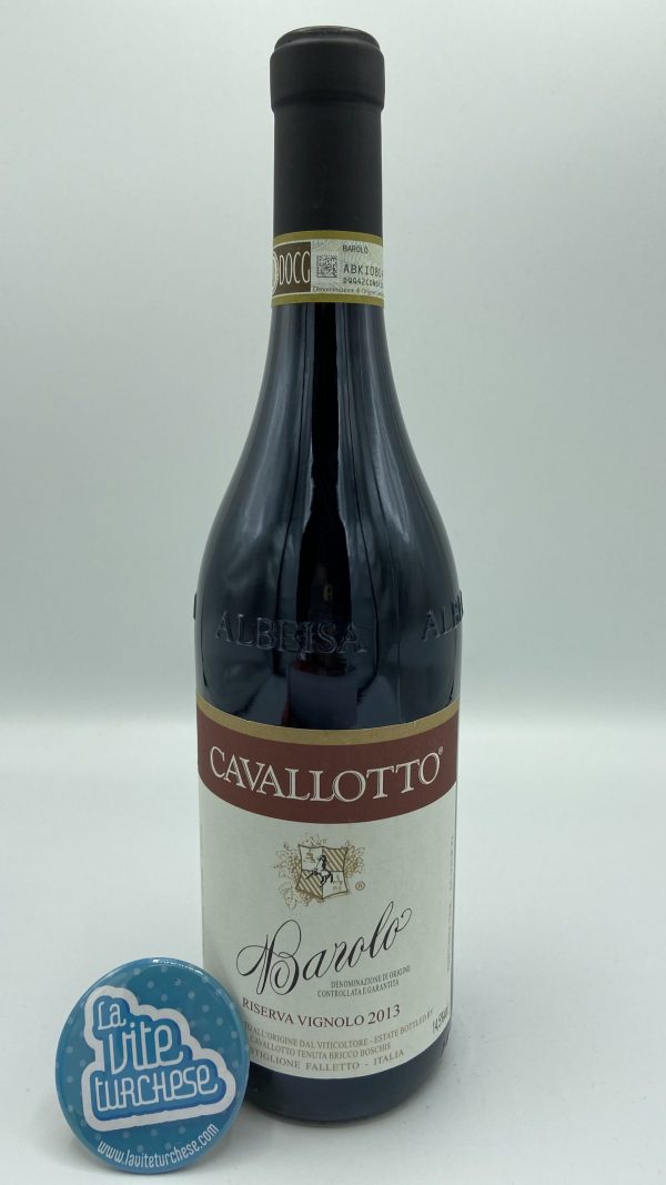 vino rosso Barolo DOCG Langhe Piemonte cru Vignolo artigianale tradizionale austero morbido elegante ottenuto con solo uva nebbiolo perfetto con la carne e il tartufo