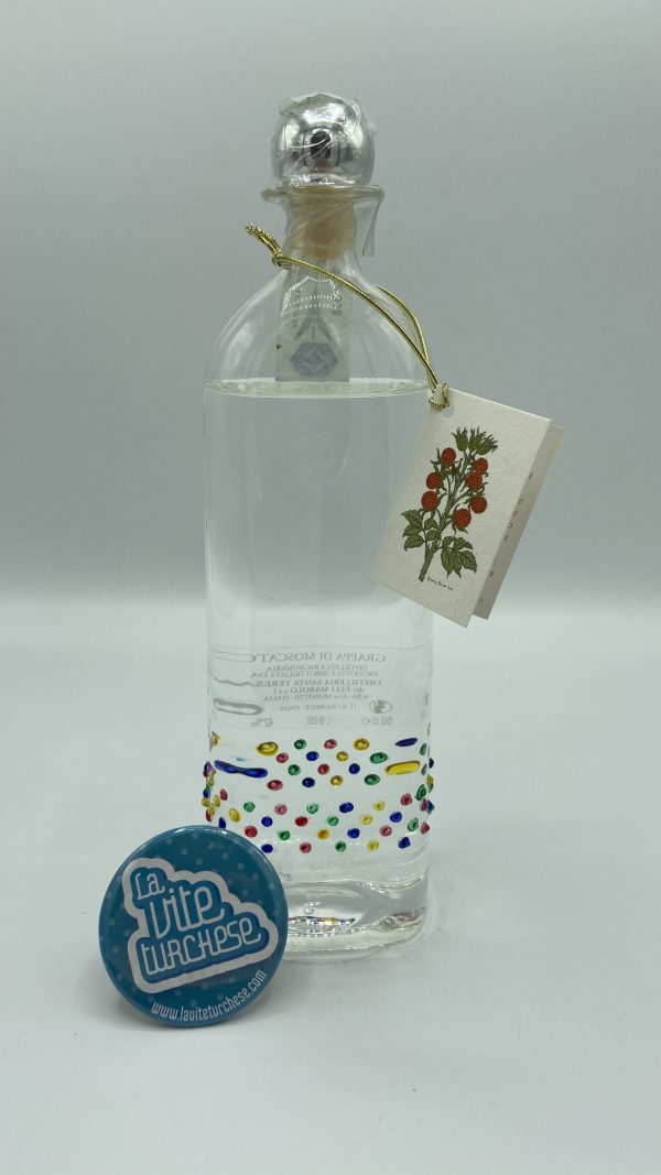 distillate grappa of Moscato Dots Piemonte Langhe bottle hand blown glass boutique discontinuous still Moscato pomace perfect as a digestive or with chocolate