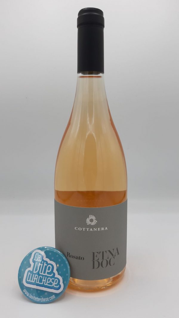 rosé wine volcano Etna Sicily traditional crunchy fresh summer made with only Nerello Mascalese grapes perfect with fish and medium-aged cheeses