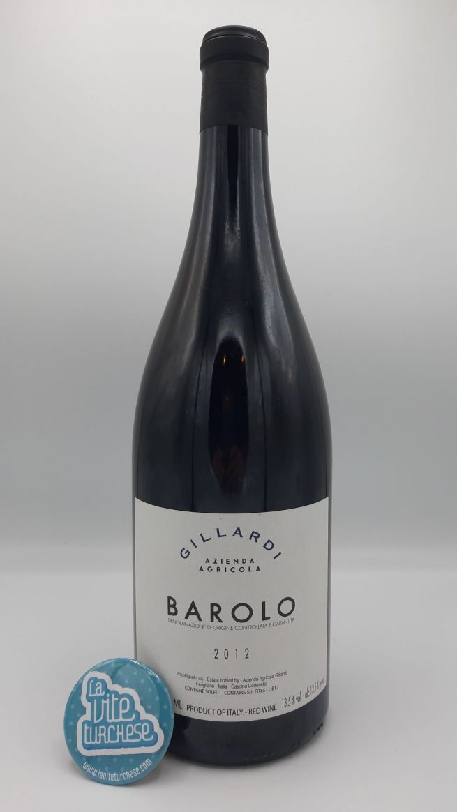 Red wine Barolo Piemonte DOCG fine artisan limited quantity produced with only Nebbiolo grapes perfect with tagliatelle al ragù