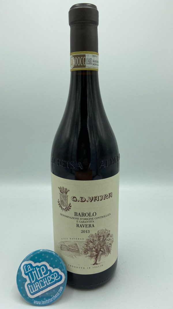 Barolo cru Ravera Novello red wine, fine traditional artisanal produced with only Nebbiolo grapes, perfect with meat main courses