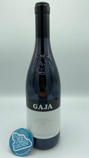 Barbaresco red wine fine artisan DOCG limited production produced only in the best vintages Gaja produced with Nebbiolo grapes perfect with roasted meat