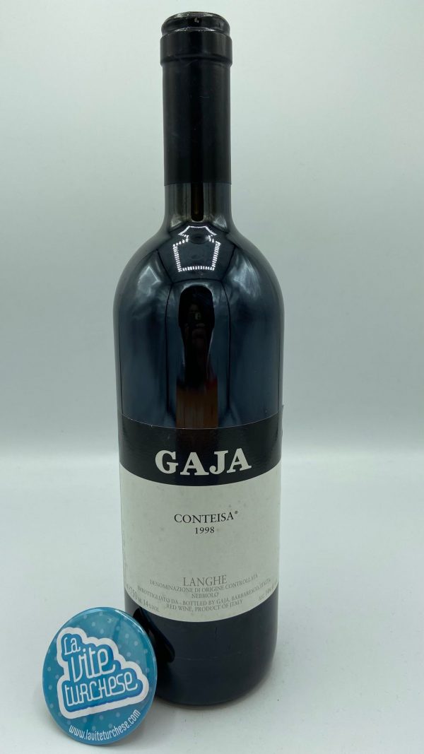 Piedmont red wine fine artisan cru Cerequio La Morra Gaja produced only in the best vintages produced with Nebbiolo grapes and Barbera perfect with braised in Barolo