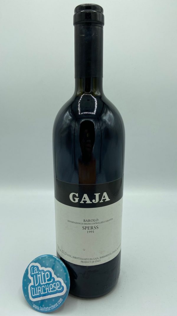 Fine artisanal Piedmont red wine cru Marenca and Rivette Gaja produced only in the best vintages produced with Nebbiolo grapes and Barbera perfect with tagliatelle al ragù