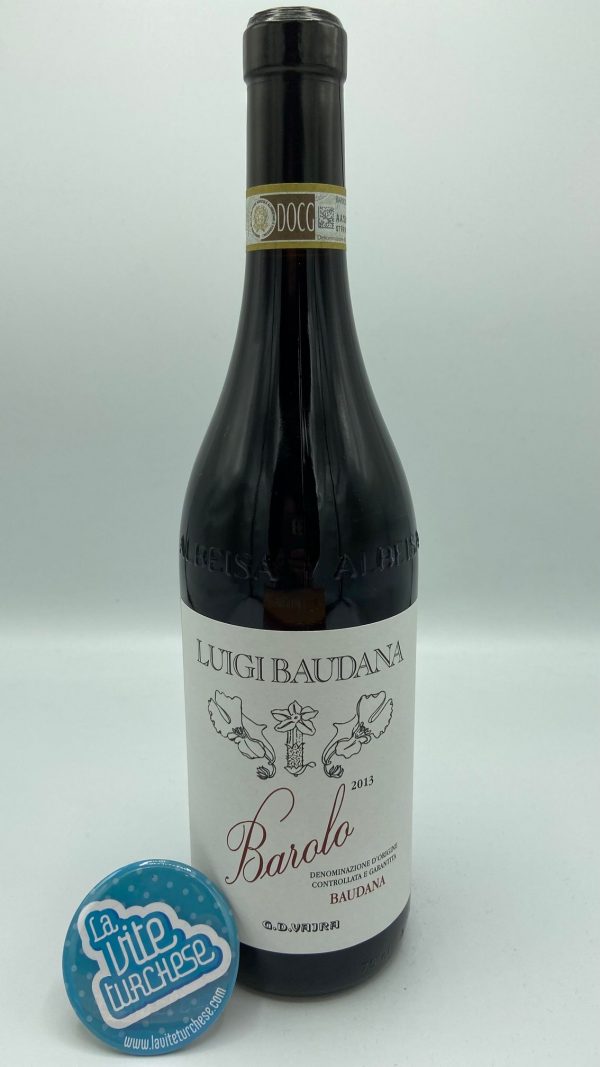 red wine Barolo cru Baudana Serralunga d'Alba Langhe Piedmont Unesco traditional garagiste boutique fine refined elegant tannic obtained with Nebbiolo grapes perfect with braised meat and aged cheeses