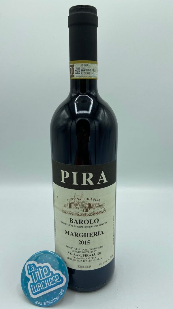 red wine Barolo cru Margheria Langhe Piedmont Unesco modern and traditional grand cru structured elegant long-lived perfumed vertical tannins obtained with Nebbiolo grapes perfect with braised meat or game and aged cheeses