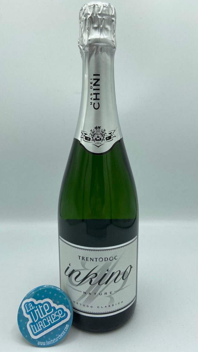 sparkling wine classic method Trento millesimato nature Trentino long stay on lees obtained with chardonnay grapes perfect with meat stew, fish and appetizers