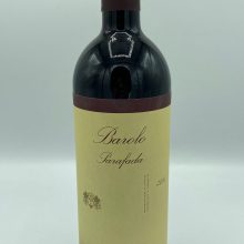 Barolo red wine cru Parafada Serralunga d'Alba Red wine Piedmont fine artisanal traditional cru Parafada Serralunga d'Alba limited production produced with only Nebbiolo grapes perfect with Barolo risotto