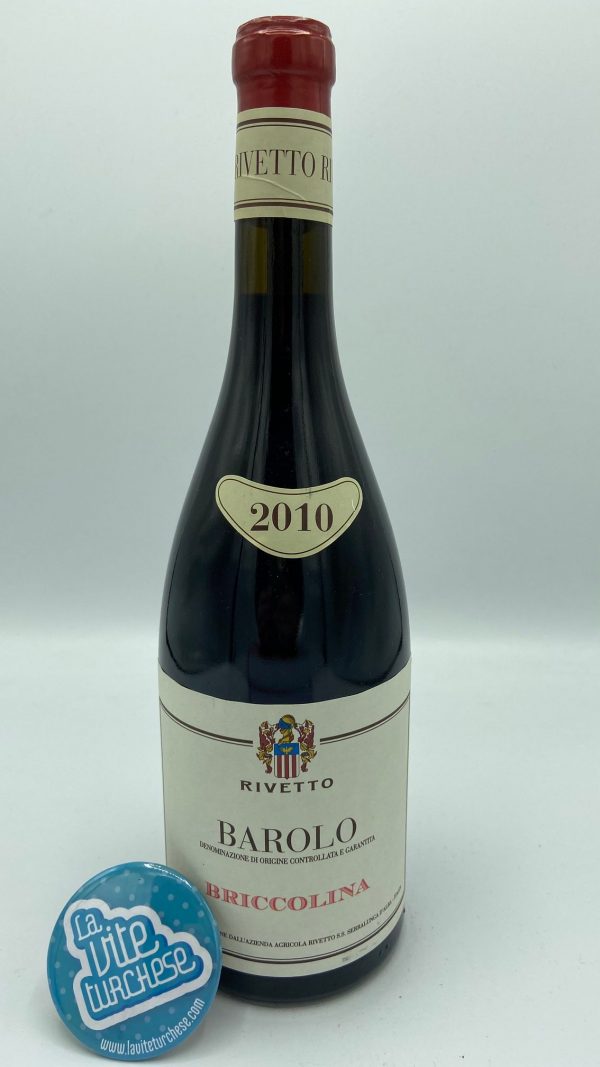 Red wine Briccolina Serralunga d'Alba fine artisan traditional limited production produced with only Nebbiolo grapes perfect with braised in Barolo