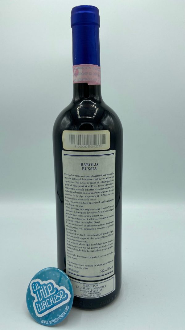 Barolo red wine cru Bussia Monforte d'Alba DOCG 100% nebbiolo grapes