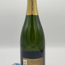 Delamotte - Champagne Blanc de Blancs vintage 2007 Grand Cru vineyards, aged on its lees for 60 months.