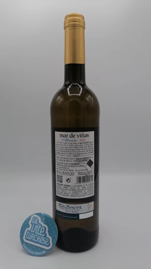 Adegas Gran Vinum - Mar de Viñas Albariño - 2020 - back Adegas Gran Vinum - Mar de Viñas Albariño produced in Rias Baixa in spain with vineyards facing the Atlantic Ocean.