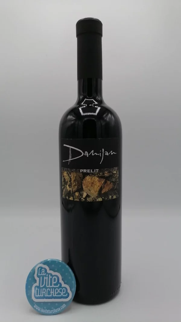 Damijan Podversic - Prelit Rosso Venezia Giulia prodotto nel Collio in Friuli Venezia Giulia con uva Merlot e Cabernet Sauvignon.