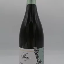 L&C Poitout – Chablis Premier Cru Les Fourneaux – 2020 L&C Poitout - Chablis Premier Cru Les Fourneaux made from Chardonnay grapes with 20-year-old vines and vinified in steel tanks.