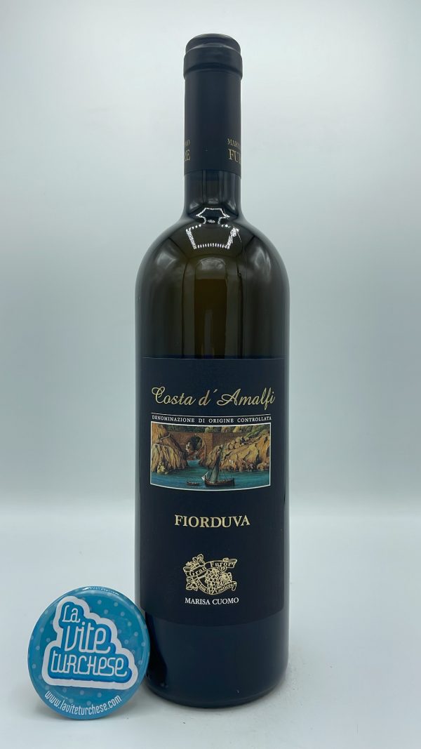 Marisa Cuomo – Furore Bianco Fiorduva prodotto in costiera amalfitana con vitigni autoctoni vinificato per 3 mesi in barrique.