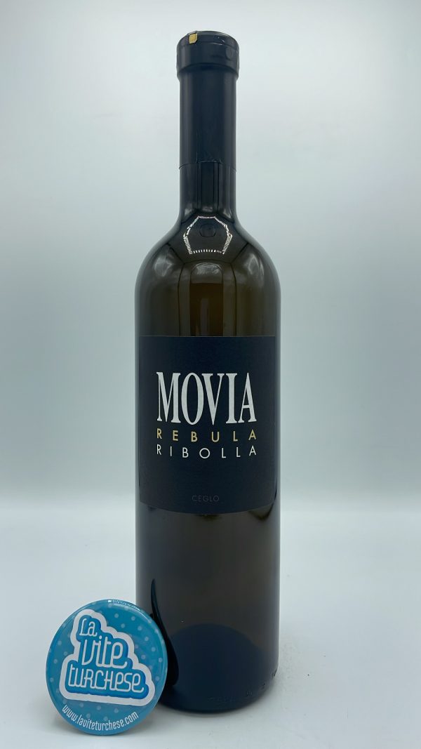 Movia – Rebula prodotto tra il collio italiano e sloveno, vinificato con una fermentazione spontanea a contatto con le bucce.