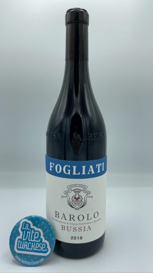 Fogliati – Barolo Bussia prodotto nell'omonima vigna di Monforte d'Alba con piante di 70 anni circa, 3000 bottiglie.