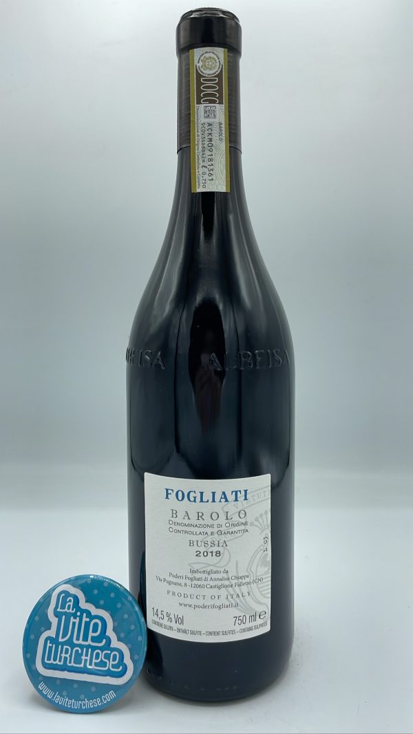 Fogliati – Barolo Bussia – 2018 - back Fogliati – Barolo Bussia prodotto nell'omonima vigna di Monforte d'Alba con piante di 70 anni circa, 3000 bottiglie.
