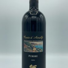 Marisa Cuomo – Furore Riserva Rosso prodotto in costiera amalfitana con uva Piedirosso e Aglianico, vinificato in barrique nuove.