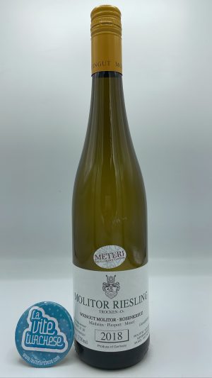 Molitor Rosenkreuz – Riesling Trocken prodotto in Mosella con piante di 30 anni, vinificato con lieviti indigeni in vasche di acciaio.
