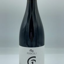 Riboli – Barbera d'Asti Mappale Sessantuno prodotto con le piante di 9 anni, vinificata per 6 mesi in tonneaux e bottiglia.