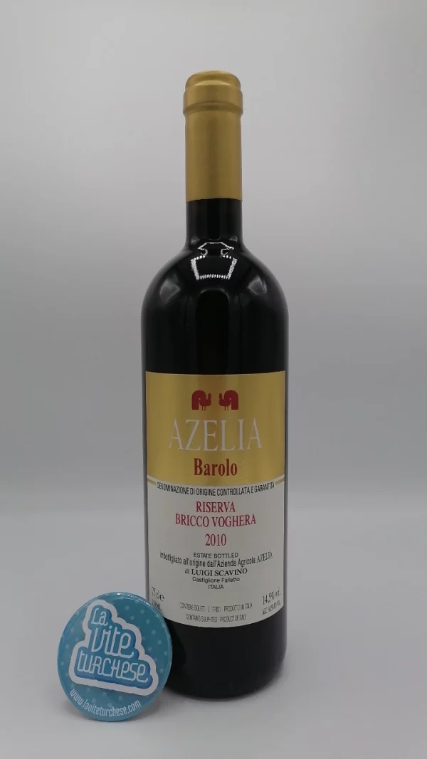 Azelia – Barolo Riserva Bricco Voghera prodotto solamente nelle annate migliori con 10 anni di invecchiamento. Vigna a Serralunga d'Alba.