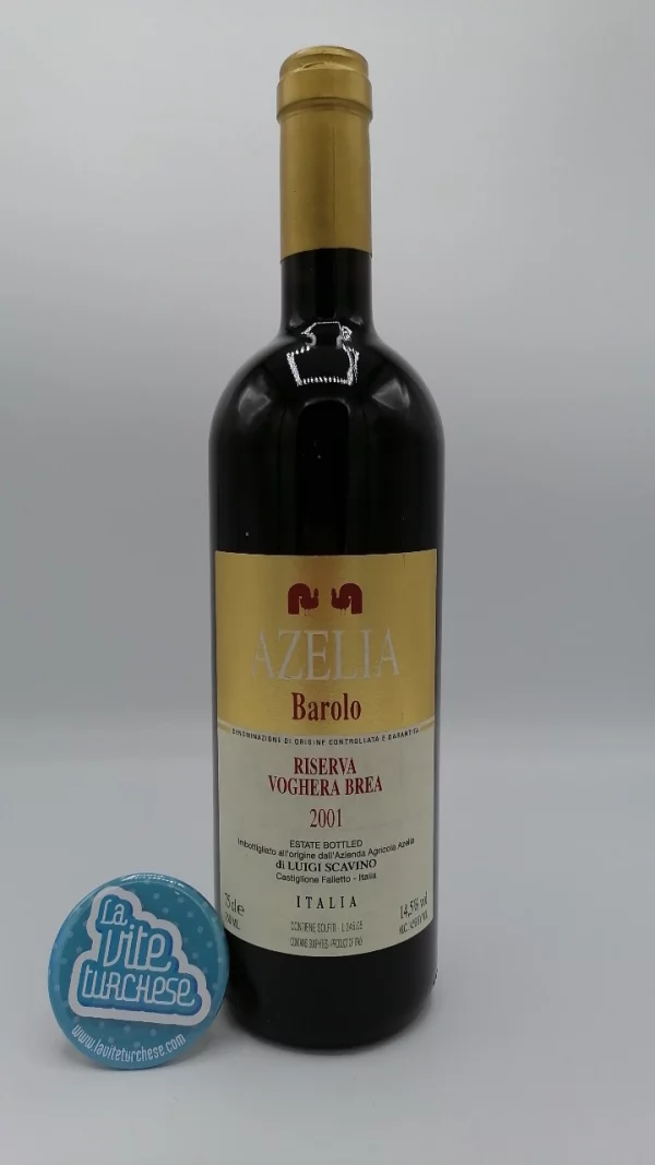 Azelia – Barolo Riserva Voghera Brea prodotto con due parcelle confinanti del comune di Serralunga, affinamento per 10 anni in cantina.