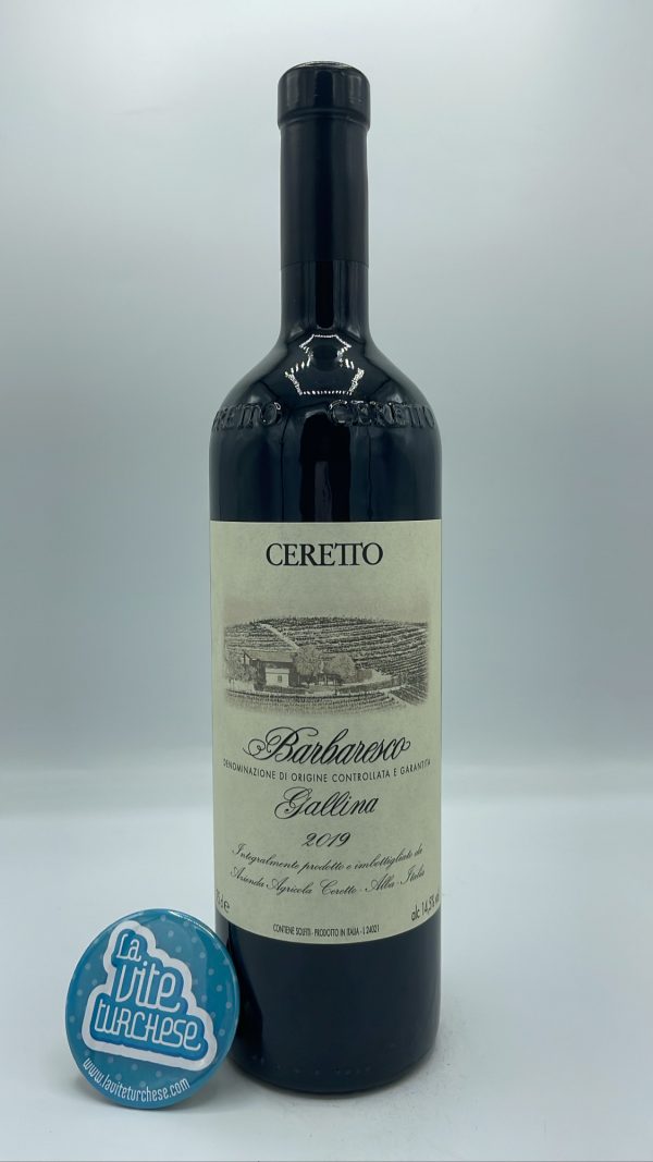 Ceretto - Barbaresco Gallina produced in the vineyard of the same name located in Neive, with 20-year-old vines, the wine was aged for 2 years in oak.