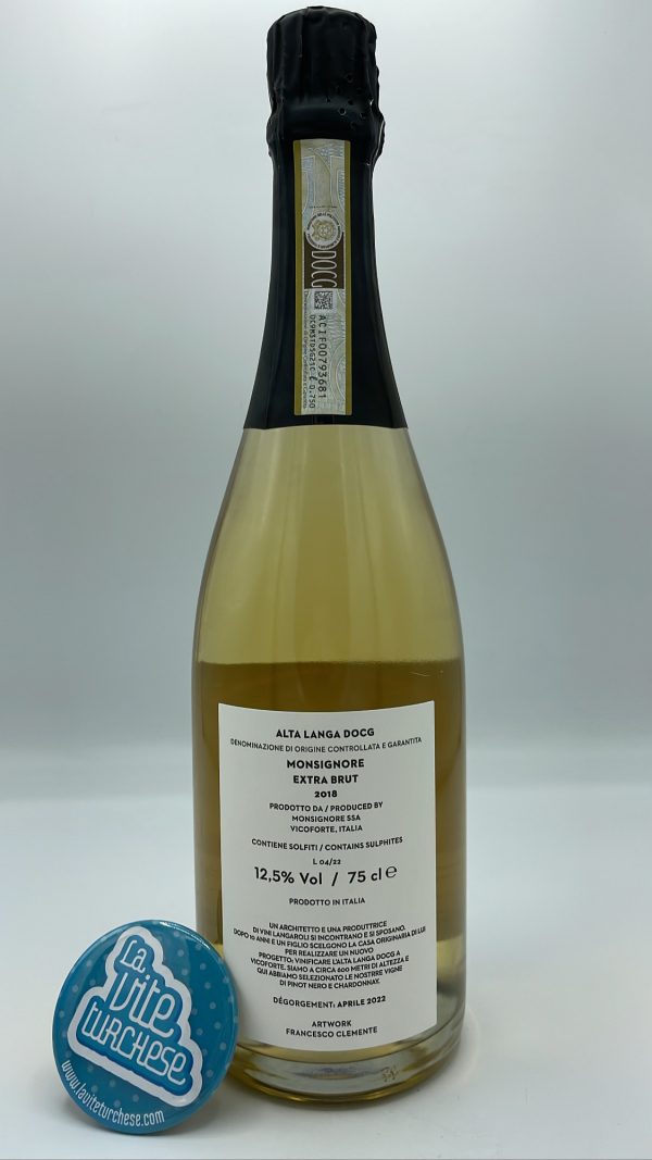 Monsignore – Alta Langa Extra Brut - 2018 - back Monsignore - Alta Langa Extra Brut made with Chardonnay and Pinot Noir grapes in Vicoforte di Mondovì, classic method for 36 months.