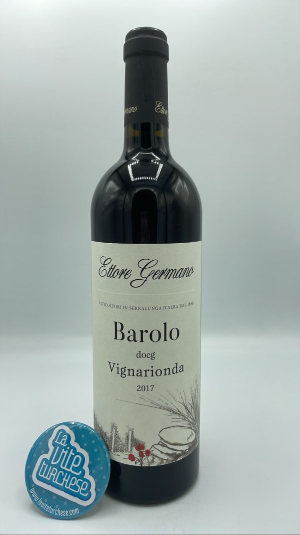 Ettore Germano - Barolo Vignarionda prodotto nel vigneto più importante di Serralunga, con piante di 20 anni e una produzione di 2000 bottiglie.
