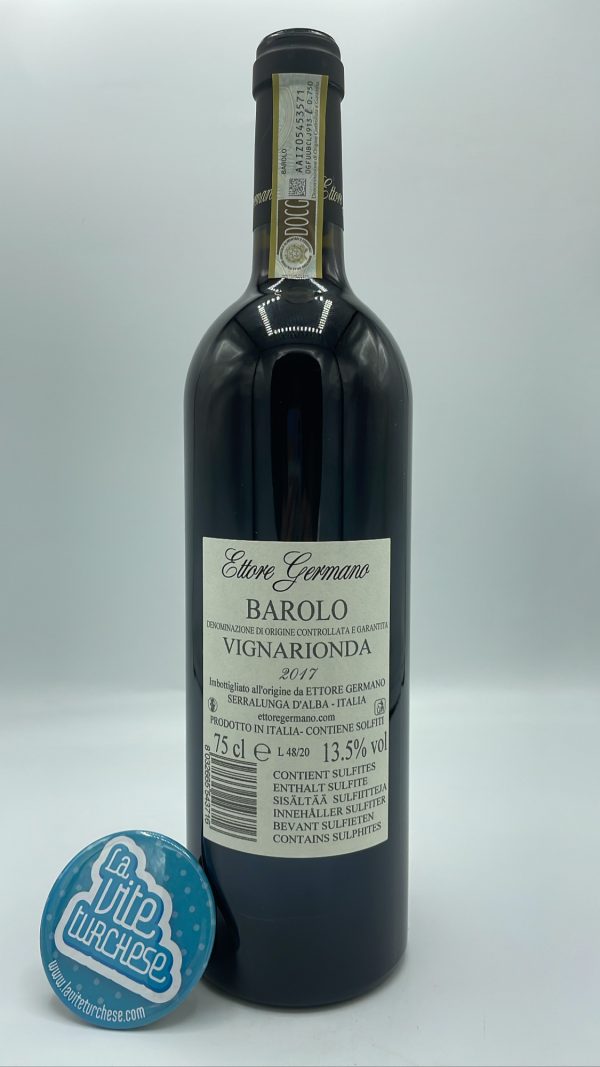 Ettore Germano - Barolo Vignarionda prodotto nel vigneto più importante di Serralunga, con piante di 20 anni e una produzione di 2000 bottiglie.