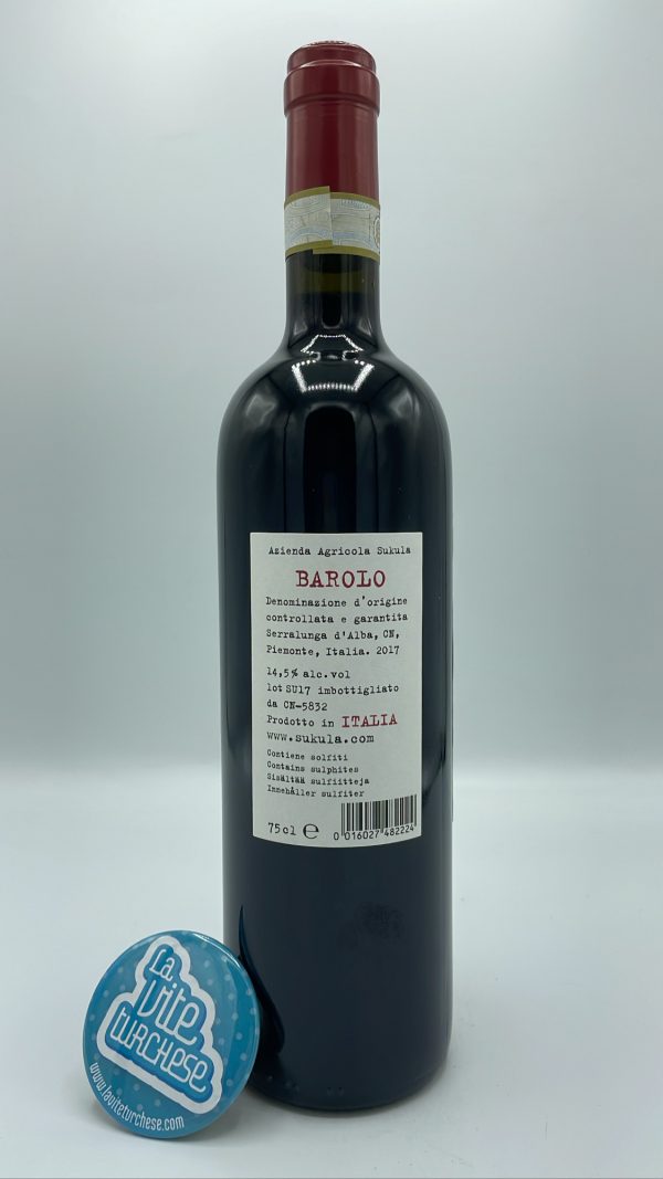 Sukula – Barolo Meriame – 2017 - back Sukula - Barolo Meriame produced in the vineyard of the same name in Serralunga, facing southwest, ages in tonneaux for 24 months.