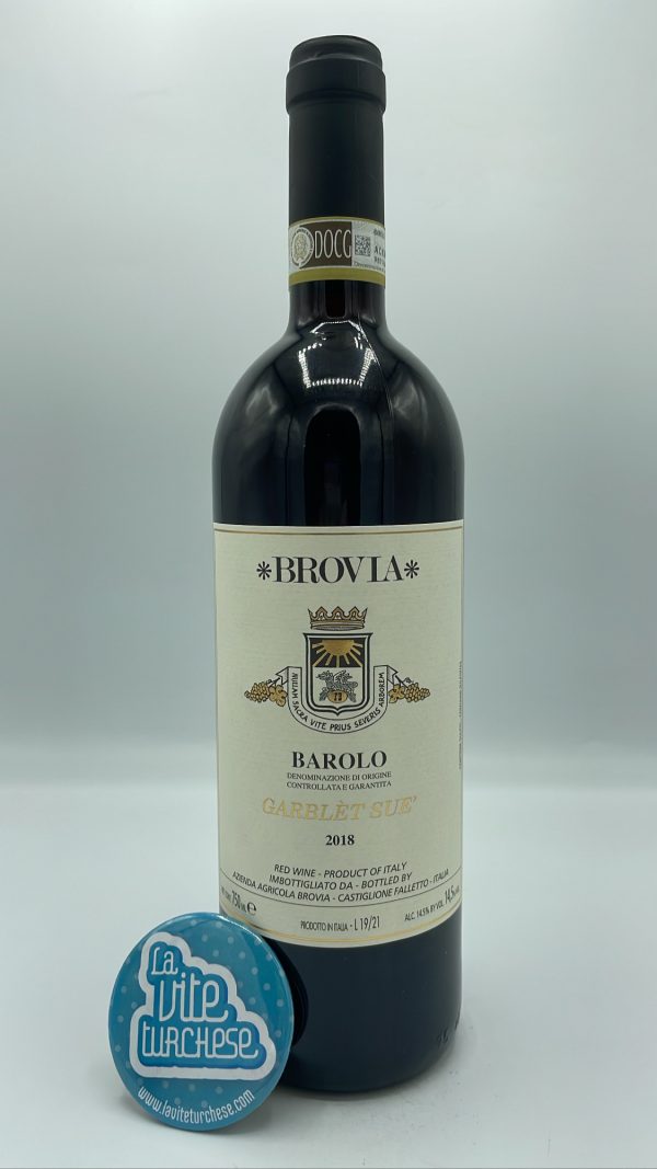 Brovia – Barolo Garblèt Sué prodotto nella vigna singola Altenasso situata nella parte più bassa di Castiglione Falletto.