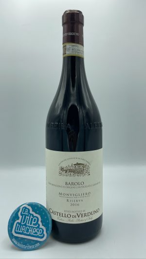 Castello di Verduno – Barolo Monvigliero Riserva vigna grand cru del paese di Verduno, vinificato per 6 anni tra notte grande e bottiglia.
