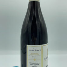 Günther Steinmetz – Pinot Noir Kestener Herrenberg prodotto in Mosella, invecchiato per 12 mesi in botti di legno. Atipico.