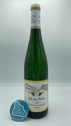 Joh Jos Prüm - Mosel Riesling Wehlener Sonnenuhr Auslese produced in the vineyard of the same name considered the best Grand Cru in Mosel.