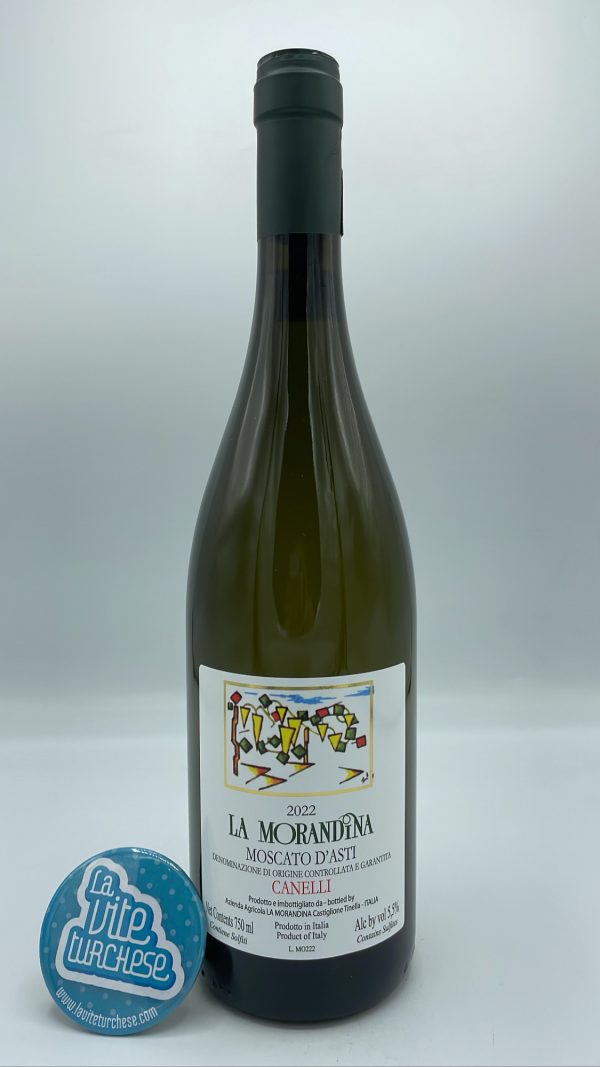 La Morandina - Moscato d'Asti produced by the Morando family in Castiglione Tinella, vinified in an autoclave. Dessert wine.