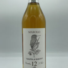 Marolo – Grappa di Barolo 12 anni – 2009 Marolo – Grappa di Barolo 12 anni invecchiata in botte, vinacce del millesimo 2009. Distillazione discontinua a bagnomaria.